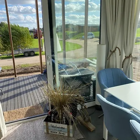 Seaside Beach House Chalet - Seeparx Suesel 木屋 Susel